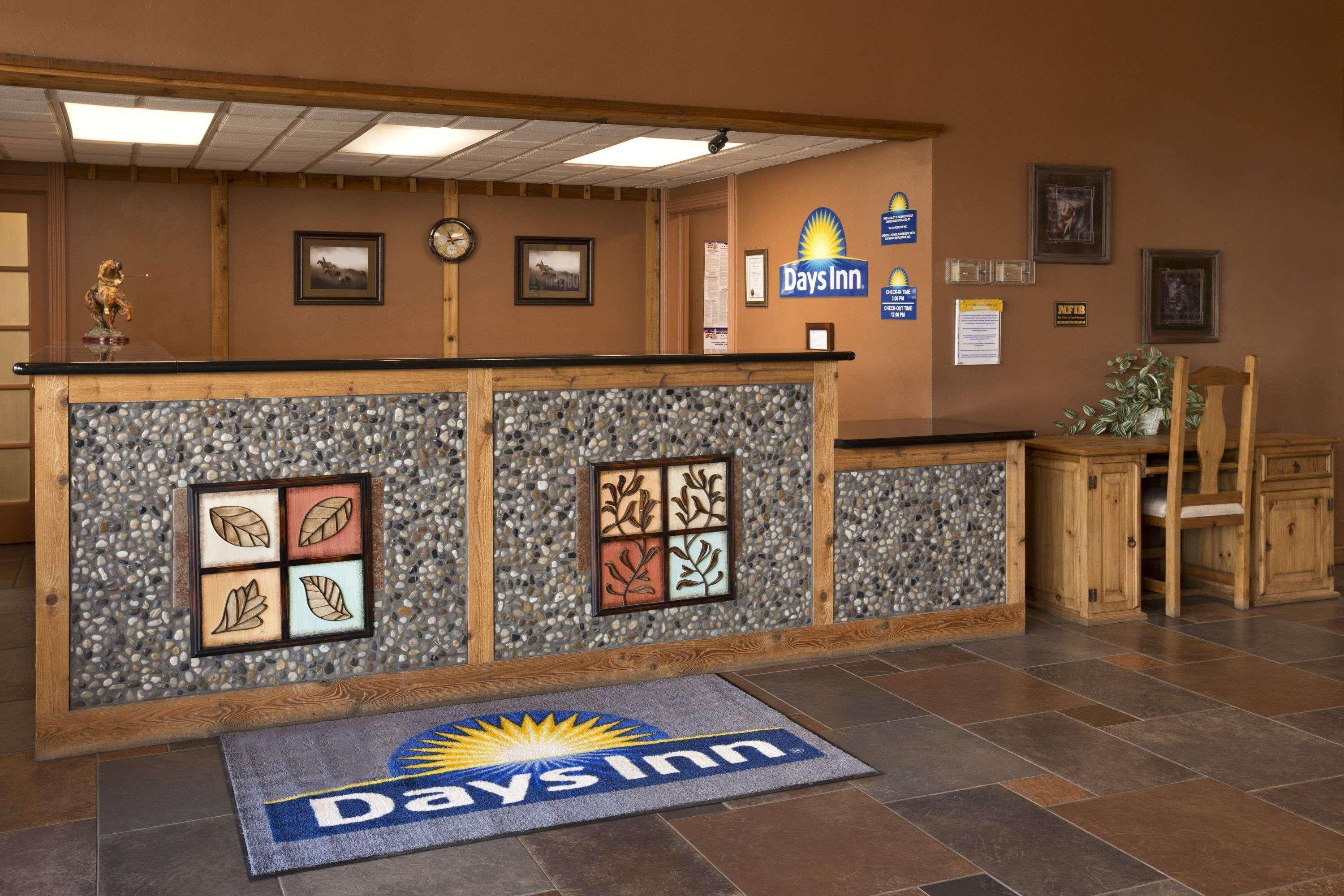 Days Inn By Wyndham Lawton Exterior foto